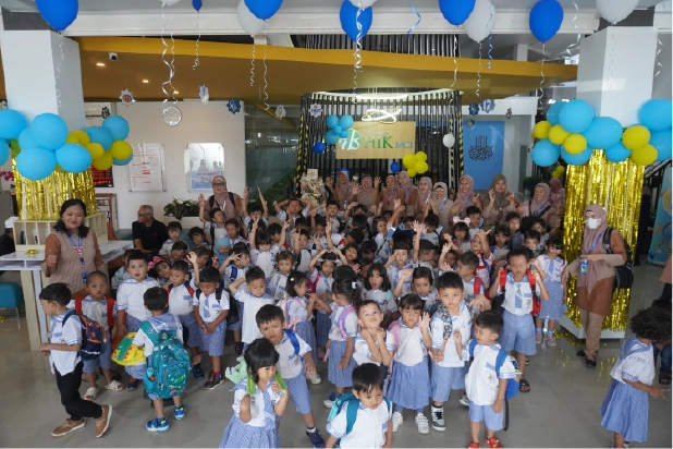 School Goes To Bank : TK Taman Bahagia